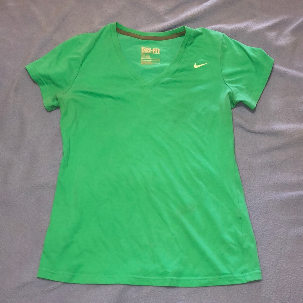 Sea foam green Nike Dri-fit shirt.